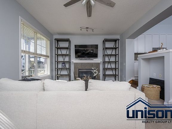 3rd image of 37 Auburn Bay Grn SE
