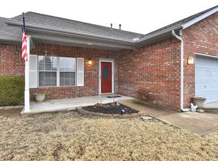 701 Juniper Rd, Okmulgee, OK 74447