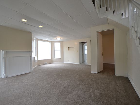 3rd image of 7 N Hickory St #1