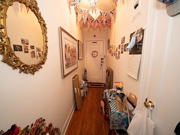 4th image of 23-84 26th St #3CC
