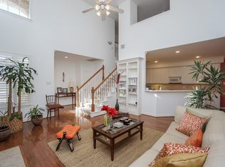 1131 Enclave Sq E, Houston, TX 77077