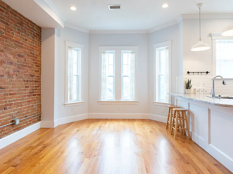 9 Everett Ave #2 — Photo 22