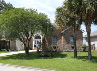 208 Intrepid Dr, Slidell, LA 70458