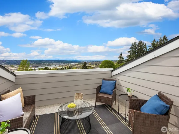 4403 Greenwood Avenue N #301, Seattle, WA 98103