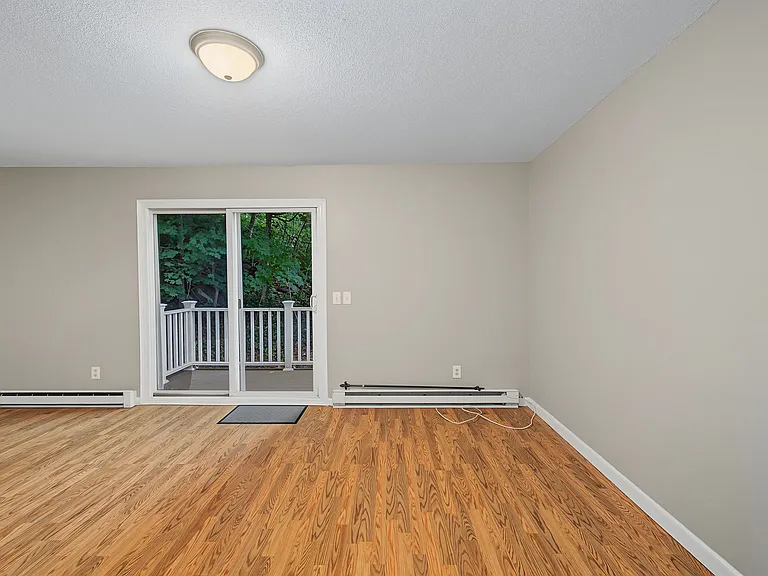 6 Irving Pl #3C — Photo 9