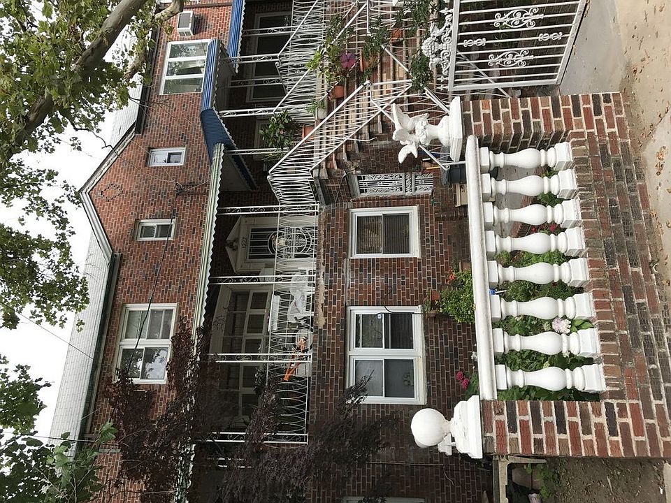 1st image of 1227 E 84th St