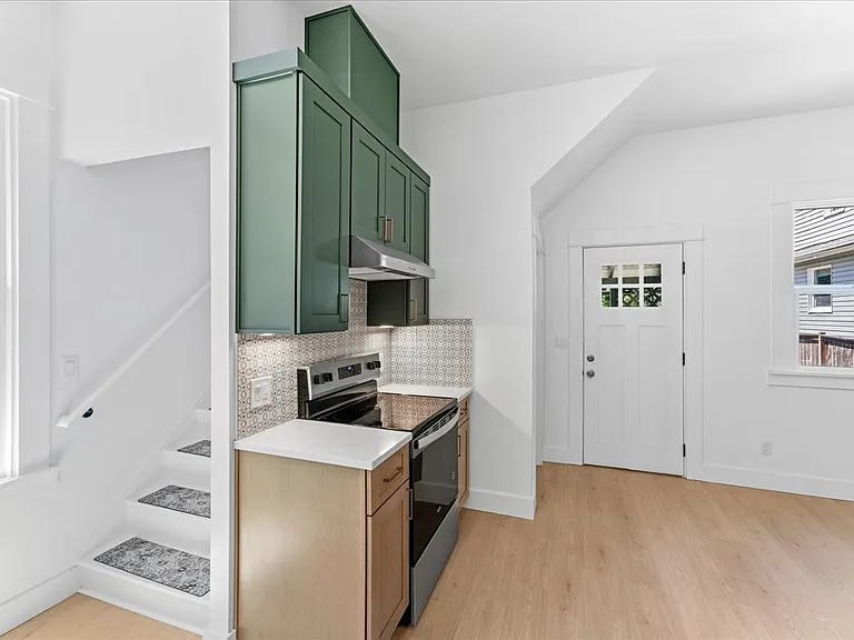 4535 NE Cleveland Ave — Photo 23