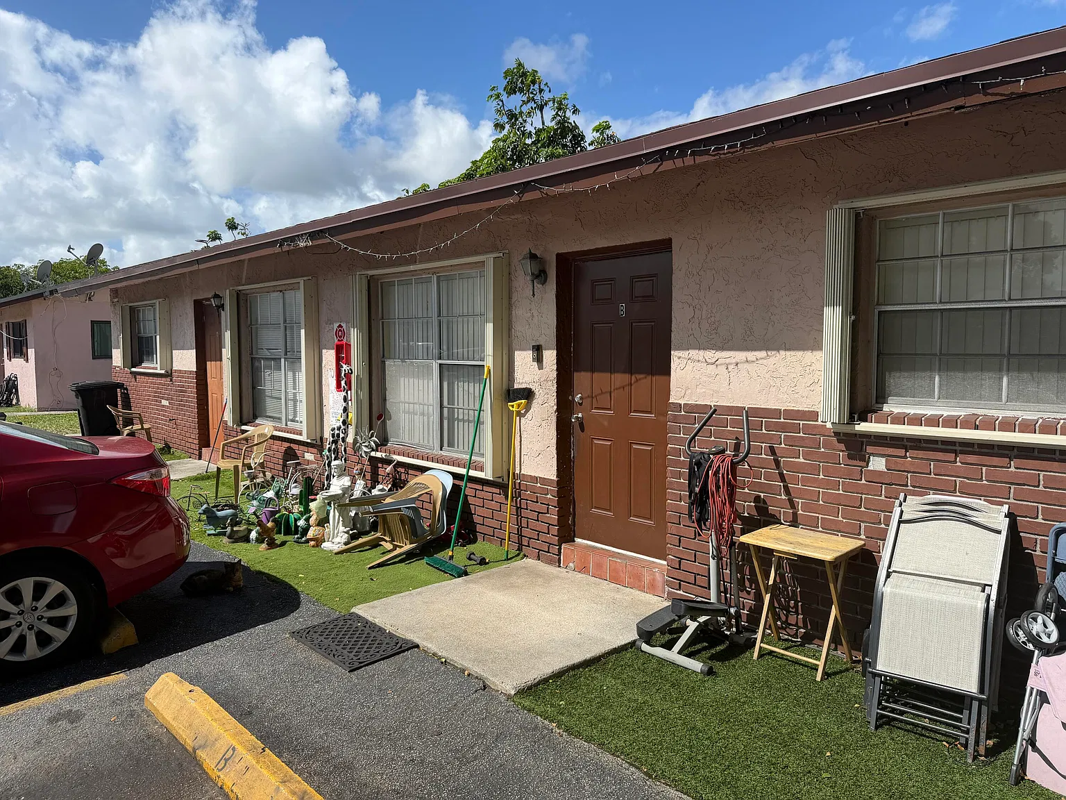 1 bed, 1.0 bath, 600 sqft, $1,750 — Photo 2