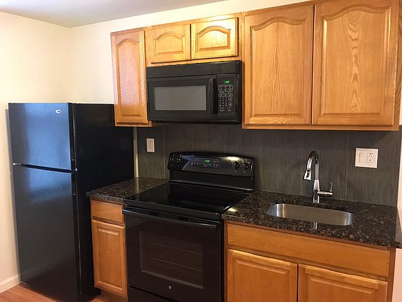 3rd image of 234 N 10th St #2A