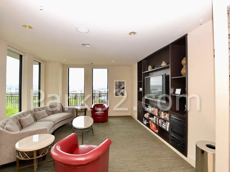 1501 Tacoma Ave S #310 — Photo 14