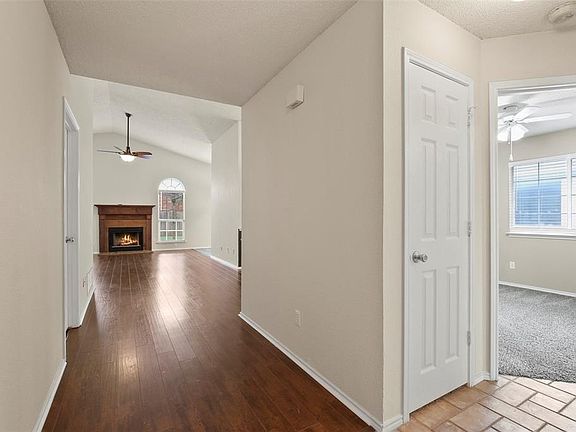 3rd image of 2952 Timber Creek Trl