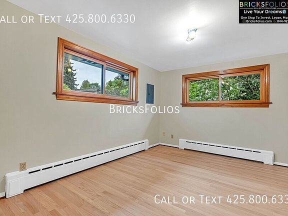 5th image of 11539 Corliss Ave N