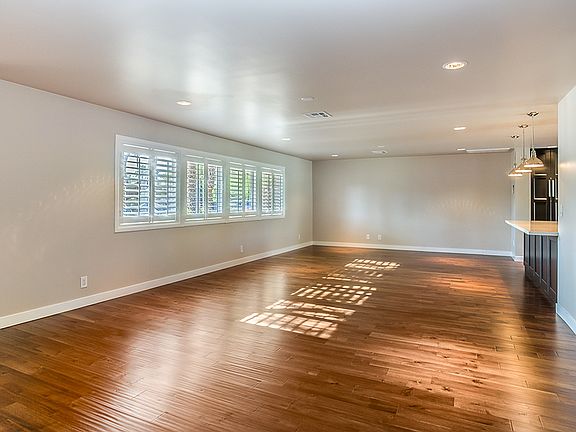 handscraped hardwood floors