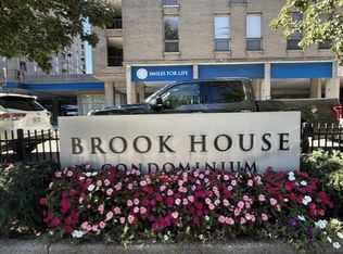 44 Washington St APT 506, Brookline, MA 02445