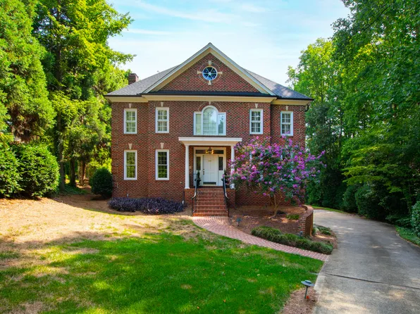 323 Transylvania Ave, Raleigh, NC 27609