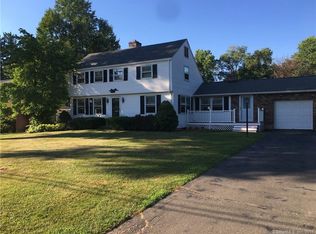 450 Griswold Rd, Wethersfield, CT 06109