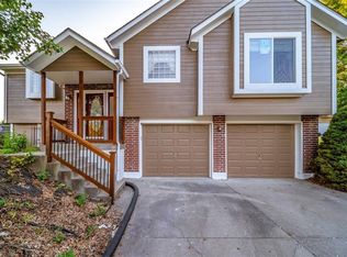 1116 N Mohican Ct, Independence, MO 64056