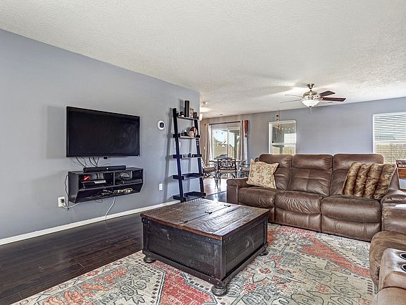 4th image of 7901 Sierra Altos Pl NW