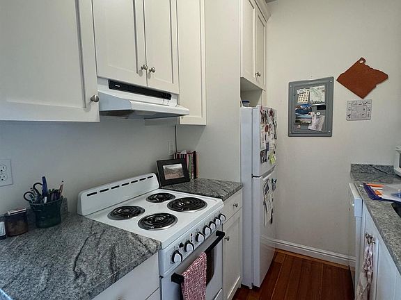 2nd image of 5 Craigie St