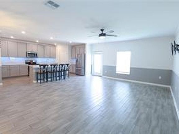 5th image of 1821 Heart Lake Dr