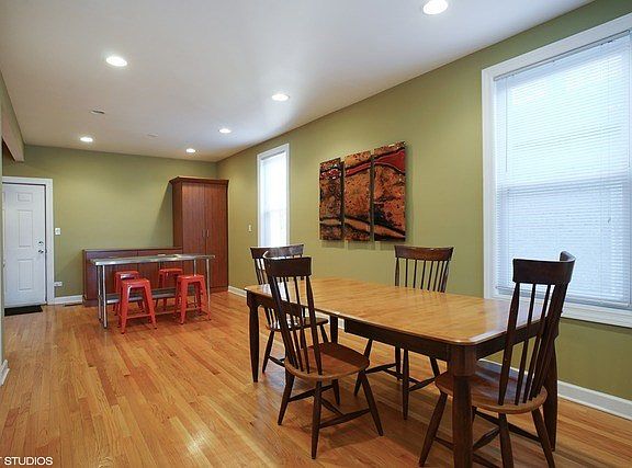 5th image of 1748 N Francisco Ave #1