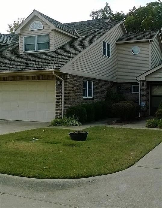1st image of 1020 W Cypress St