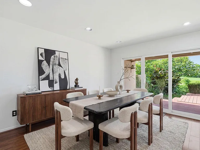 2810 Lake View Dr — Photo 6
