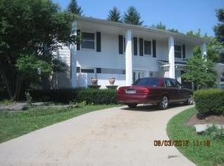 25629 Skye Dr, Farmington Hills, MI 48336