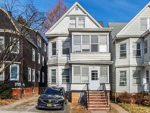 4th image of 57 1/2 Quinby Pl Floor 2