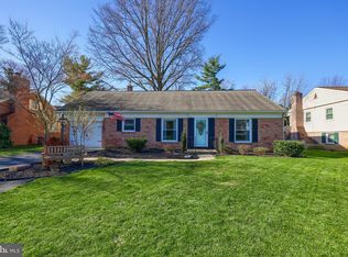 1654 Santa Barbara Dr, Lancaster, PA 17601