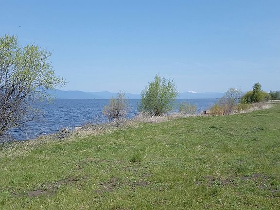 Shoreline Looking Northwest