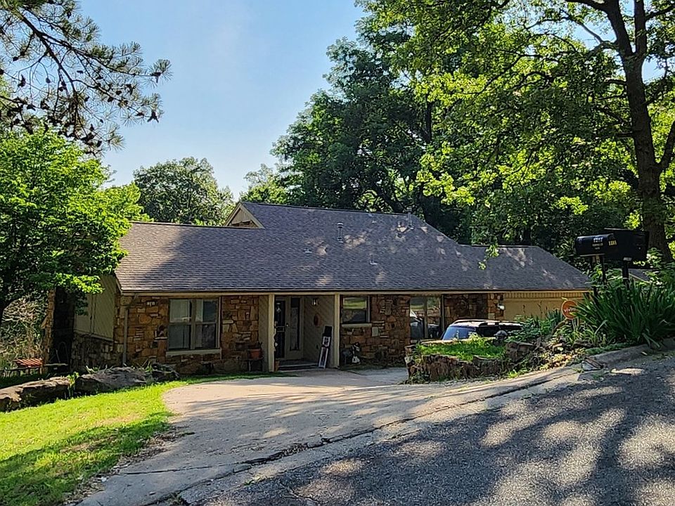 1st image of 1381 Woodbriar Ln