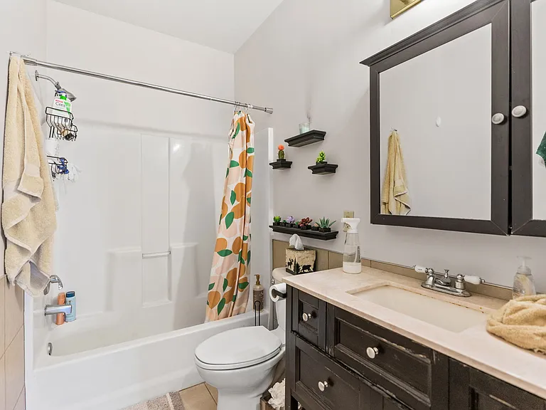3514 Grand Ave S #102 — Photo 8