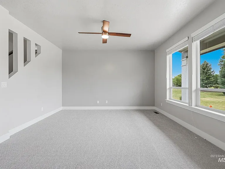 1231 N Seven Golds Ave — Photo 23