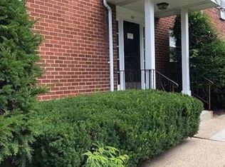 97B N Middletown Rd, Pearl River, NY 10965