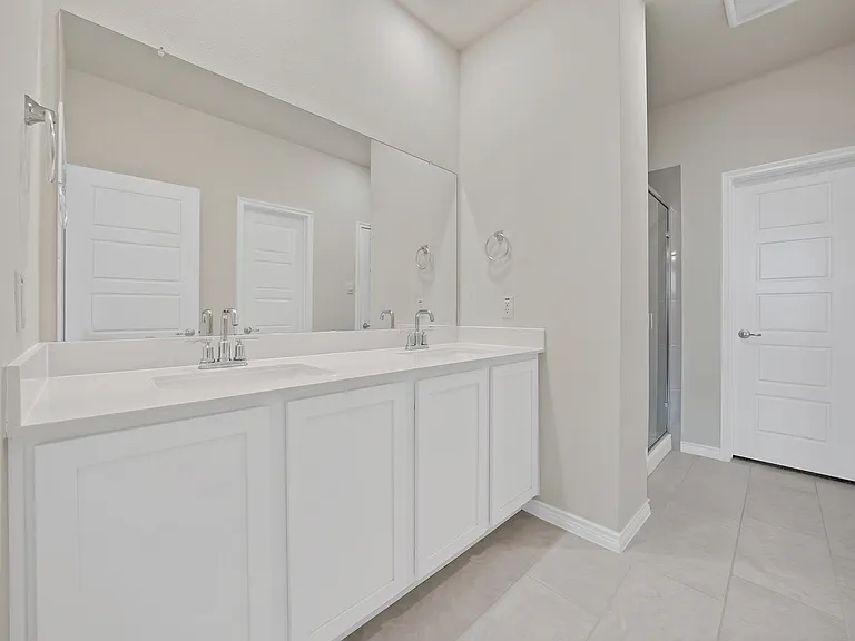 9720 Lariat Dr — Photo 11