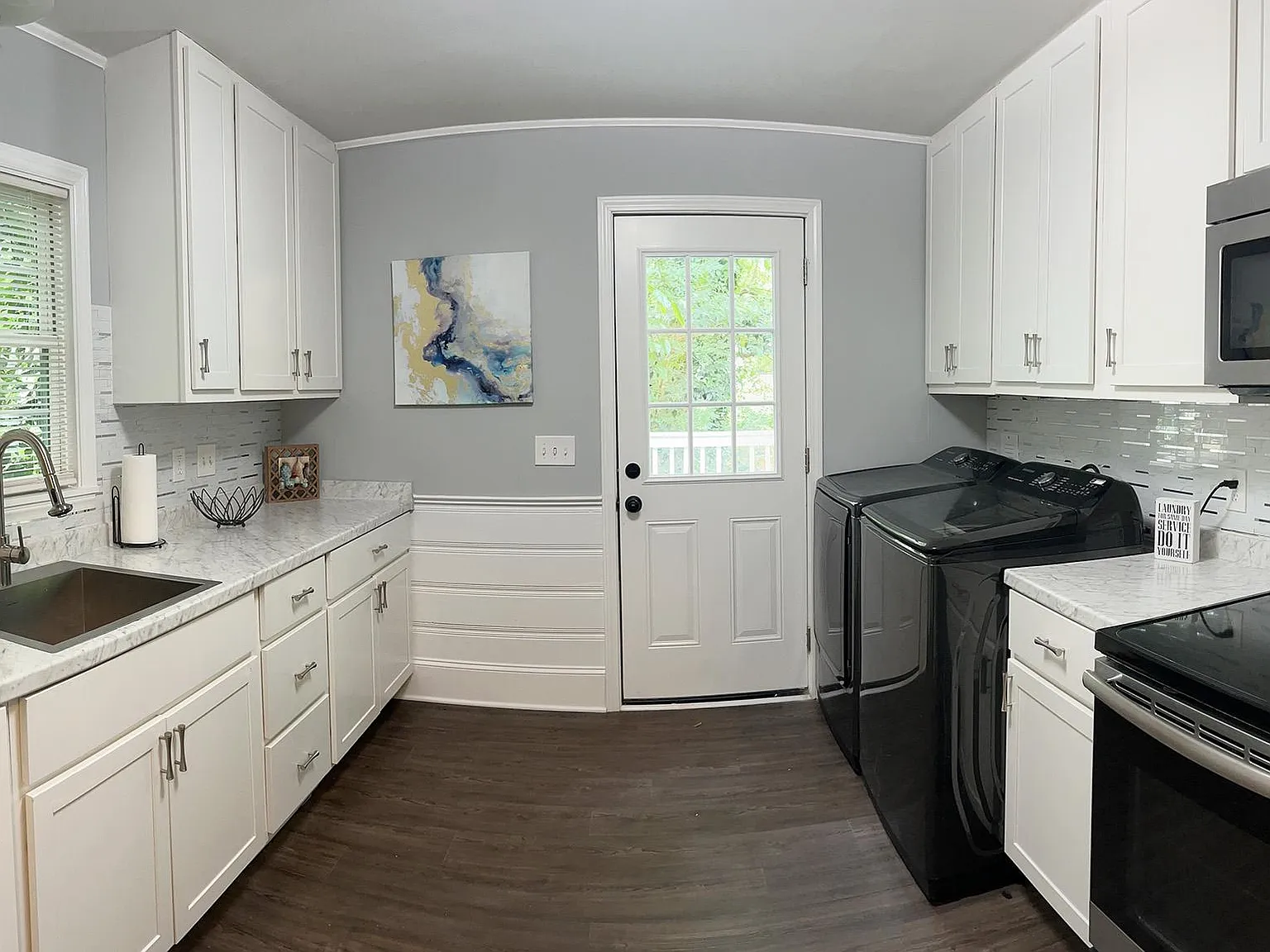 4 bed, 2.5 bath, 1357 sqft, $979 — Photo 2