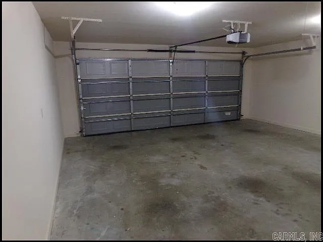 31 Congressional Dr — Photo 20