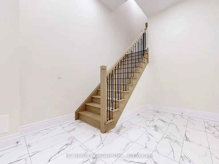 6 Becky Cheung Ct — Photo 27