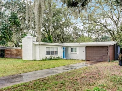 805 W River Dr, Temple Terrace, FL, 33617