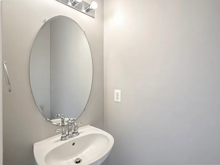 20413 Elm Grove Ter — Photo 12