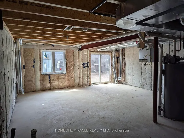 620 Colborne St W #64 — Photo 6