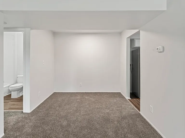Apple Creek 1 BR 1 Ba