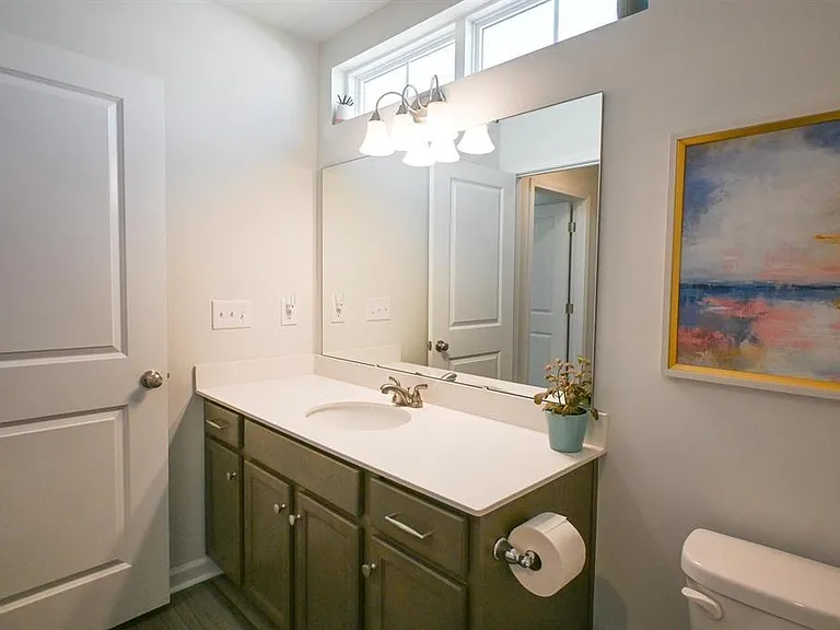552 Kingfisher Ct — Photo 22