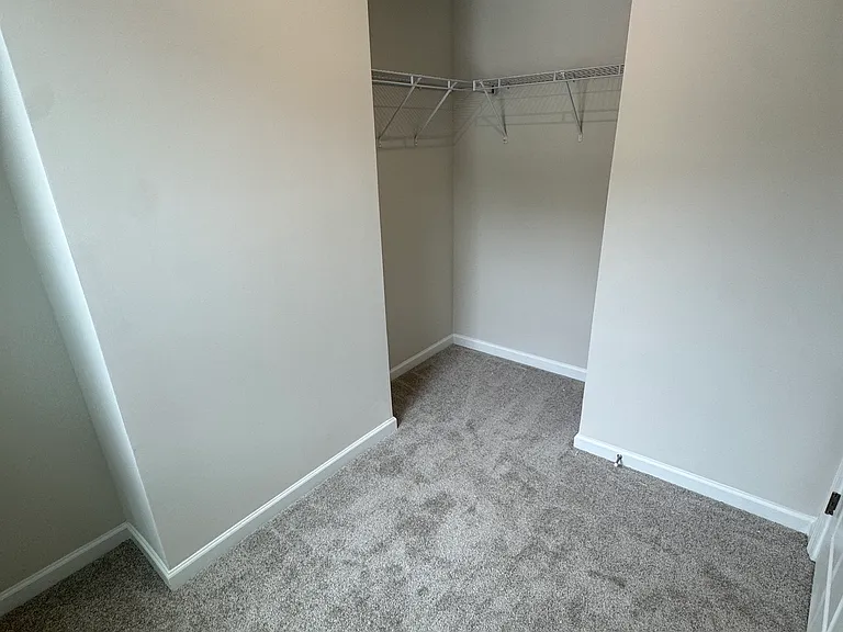 272 Christiana Ln — Photo 12