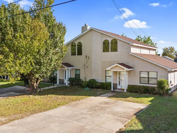 609 E 24th St, Lynn Haven, FL 32444