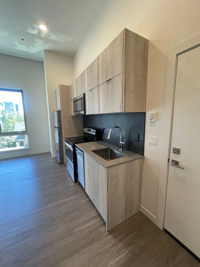 A0505 - Nella Lofts — Photo 2