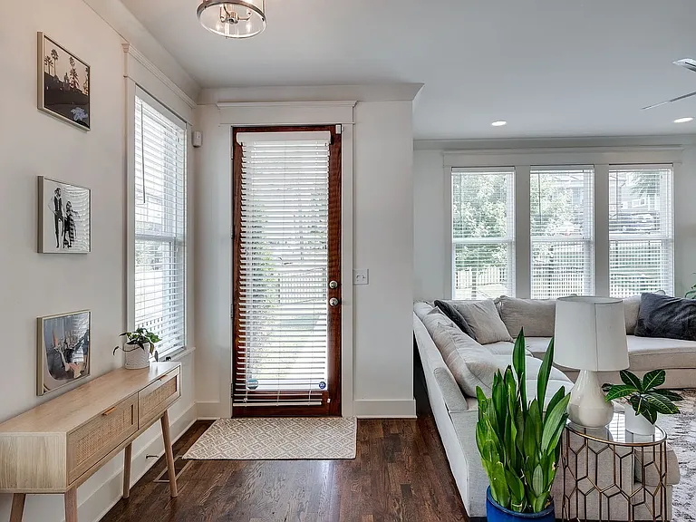 926 Thomas Ave — Photo 21