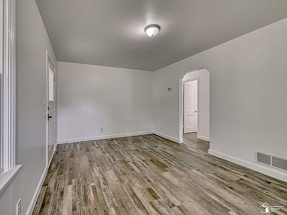 5th image of 1322 Michigan Ave
