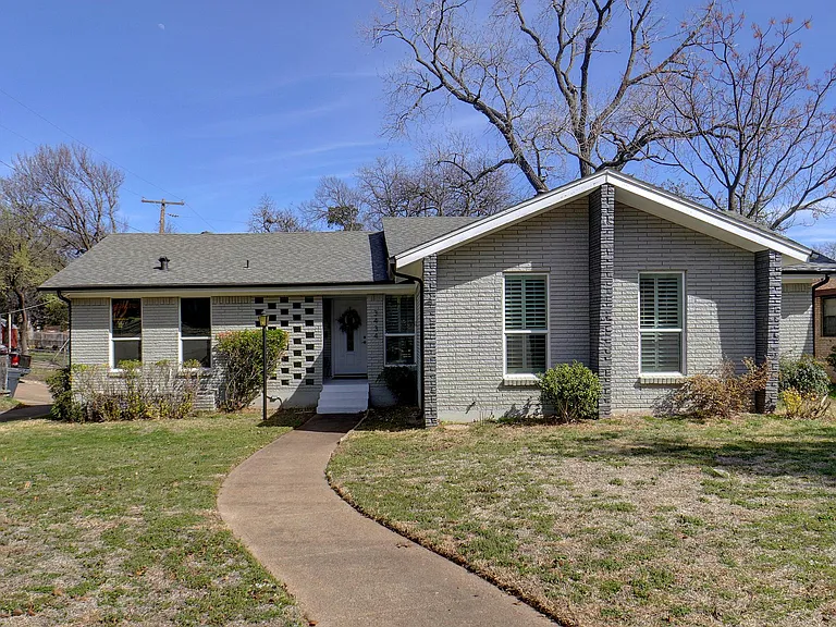 3434 Boulder Dr — Photo 1